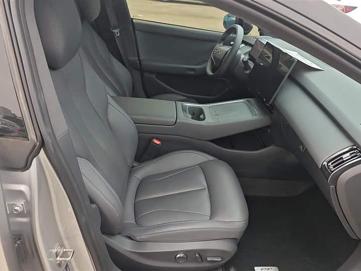 Фото 8 - XPeng F57