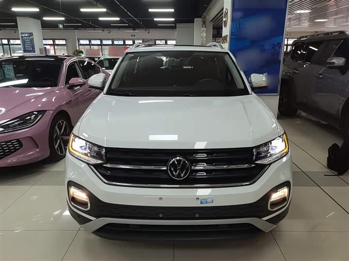 Фото 3 - Volkswagen Tacqua