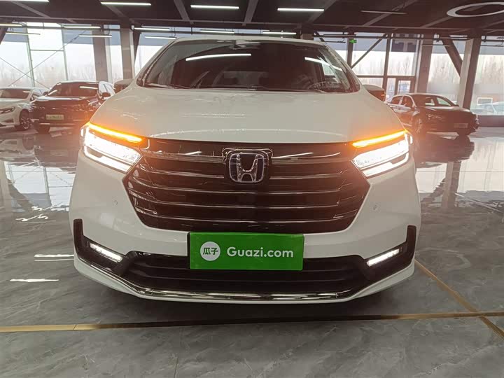 Фото 3 - Honda Odyssey