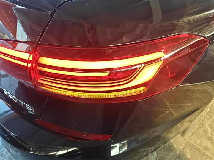 Фото 8 - Volkswagen Passat