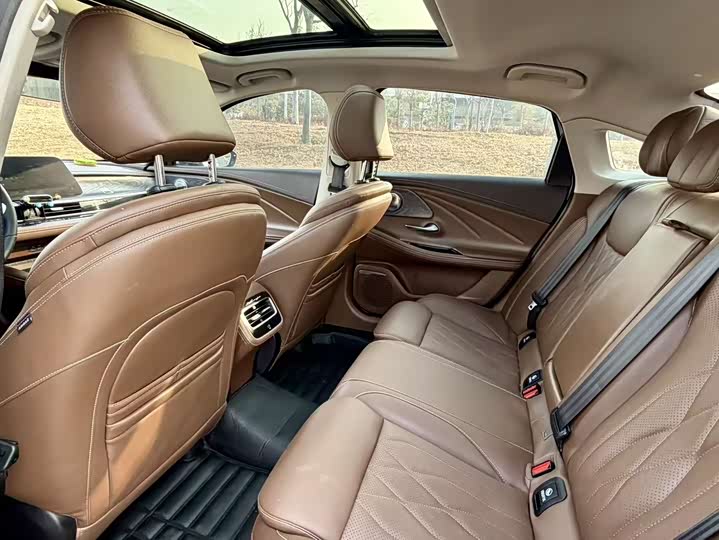 Фото 6 - Chery Arrizo 8