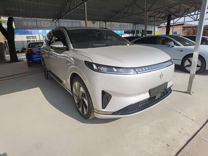 Фото 3 - Dongfeng Yipai eπ 008