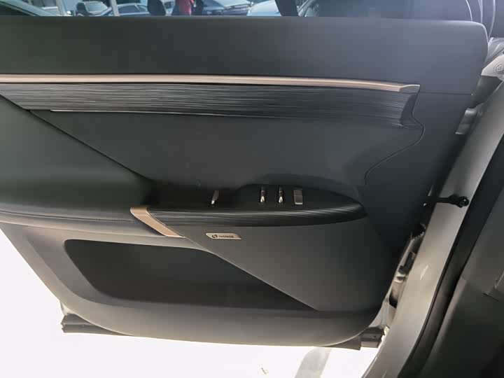 Фото 7 - Dongfeng Yipai eπ 008