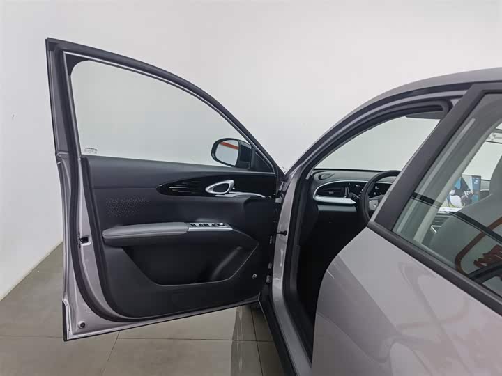 Фото 8 - Geely Galaxy Geome