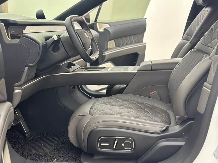 Фото 8 - Nio ET9