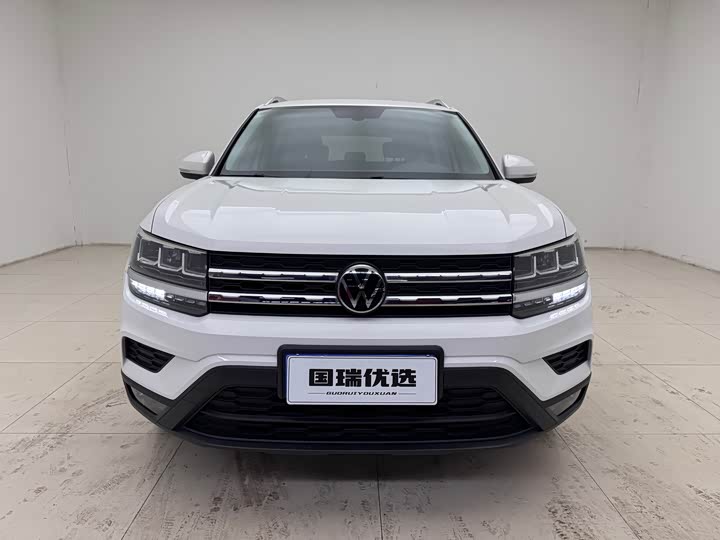 Фото 2 - Volkswagen Tharu