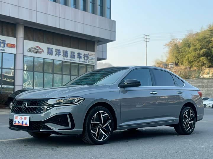 Фото 1 - Volkswagen Lavida