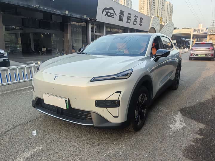 Фото 1 - Changan Deepal S05