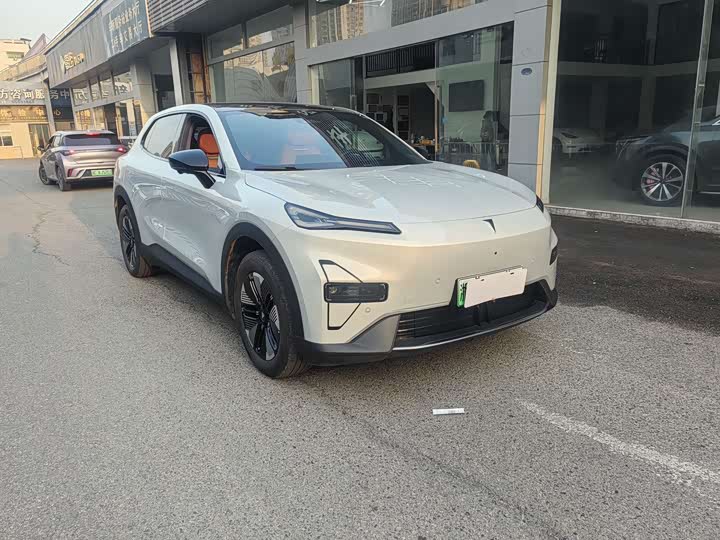 Фото 3 - Changan Deepal S05