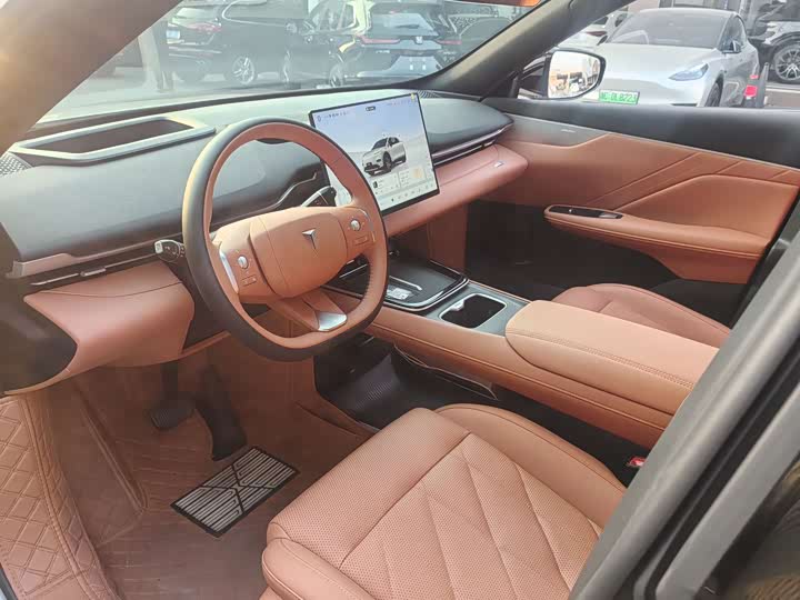 Фото 4 - Changan Deepal S05