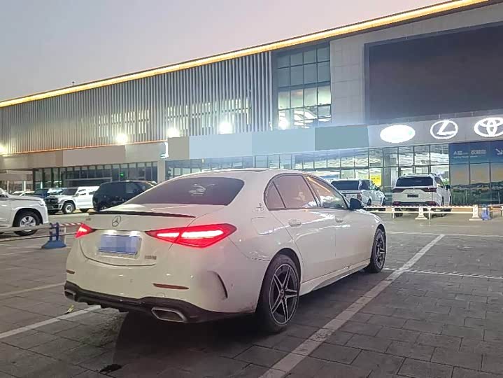 Фото 7 - Mercedes-Benz C-Class