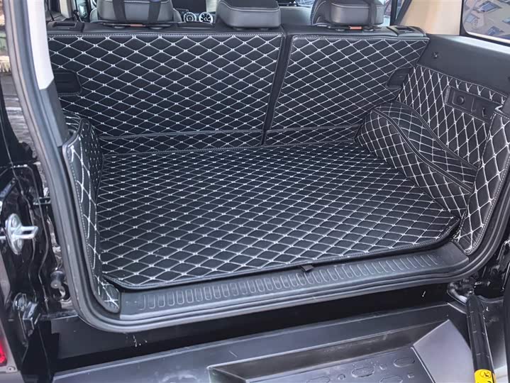 Фото 4 - Tank 300