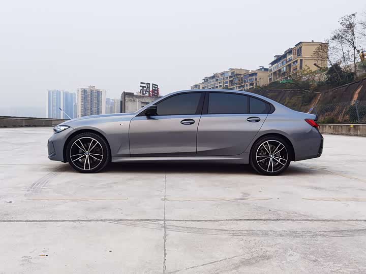 Фото 2 - BMW 3 Series