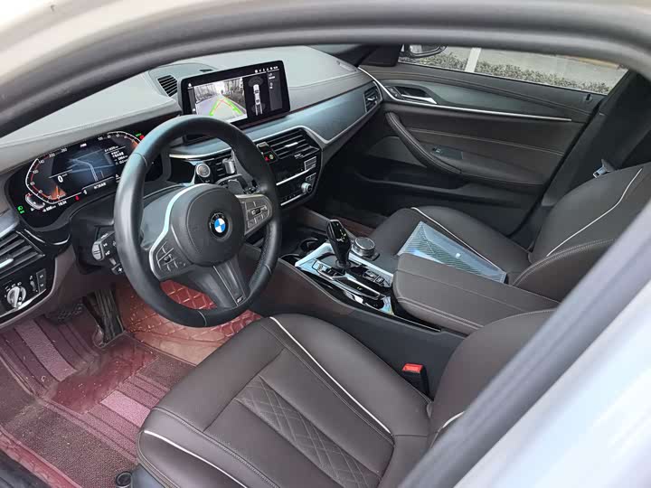 Фото 6 - BMW 5 Series