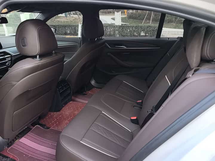 Фото 7 - BMW 5 Series