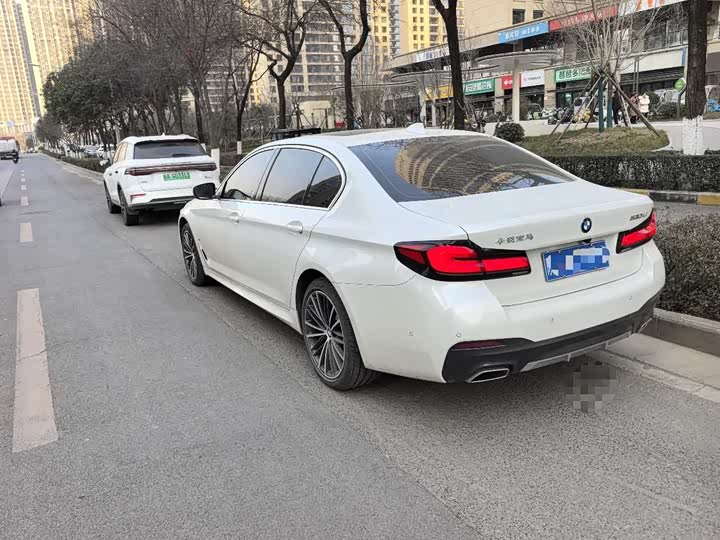 Фото 8 - BMW 5 Series