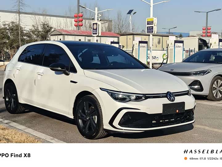 Фото 3 - Volkswagen Golf