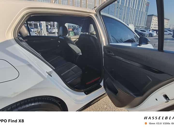 Фото 6 - Volkswagen Golf