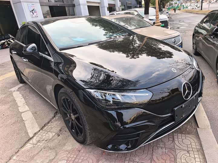 Фото 4 - Mercedes-Benz EQE