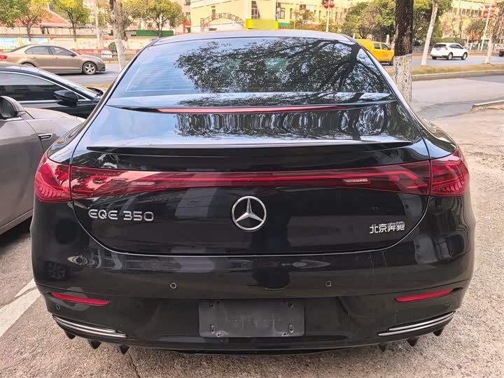 Фото 6 - Mercedes-Benz EQE