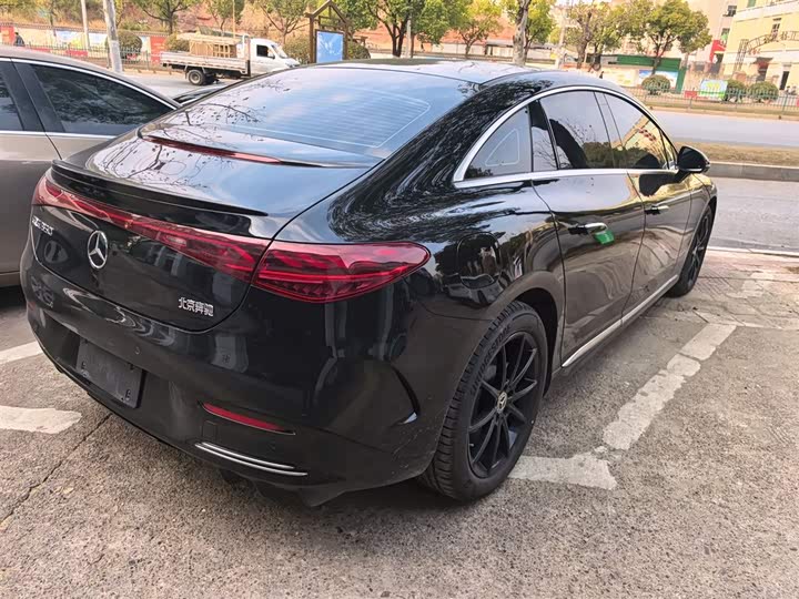 Фото 7 - Mercedes-Benz EQE