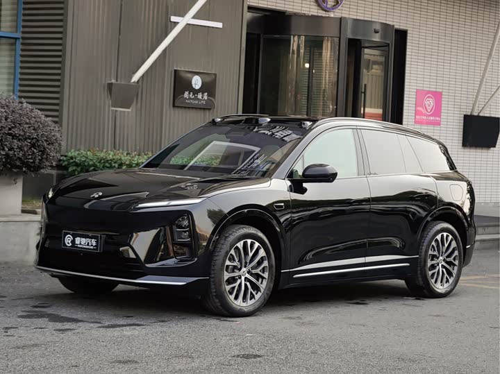 Фото 2 - Nio ES6