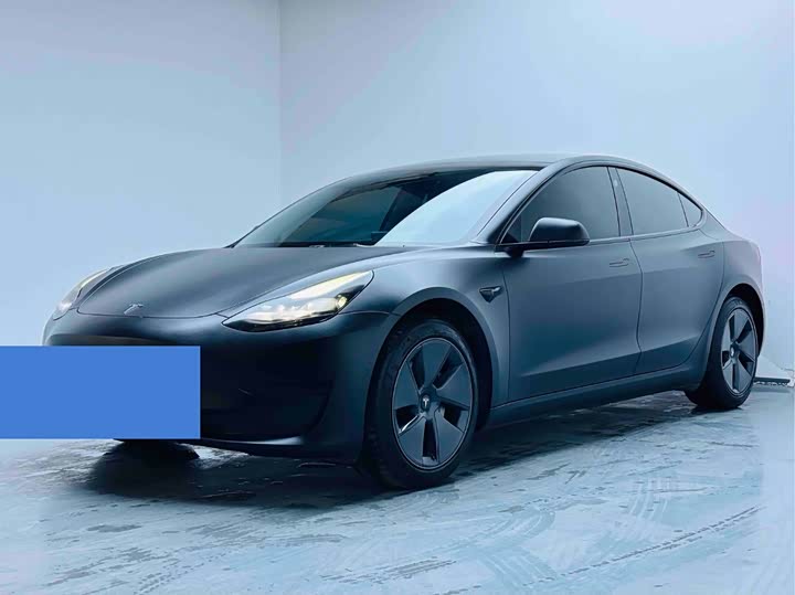 Фото 1 - Tesla Model 3