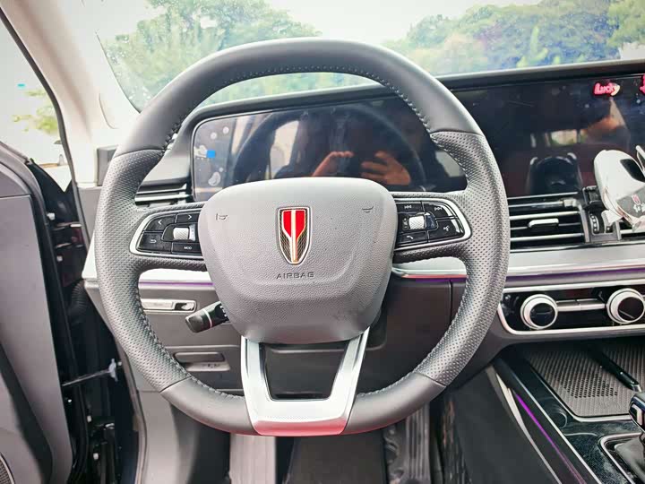 Фото 6 - Hongqi HS5