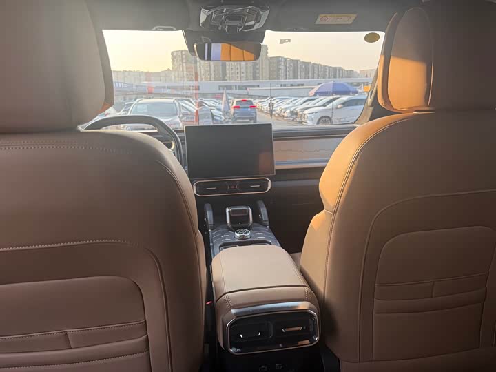 Фото 7 - Jetour T2