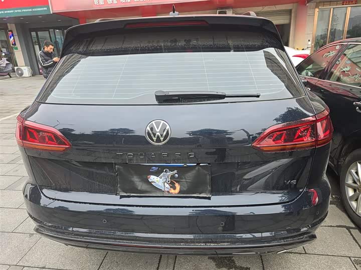 Фото 6 - Volkswagen Touareg