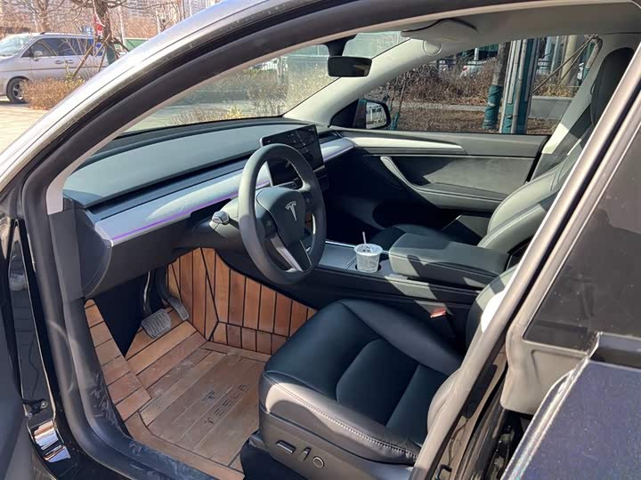 Фото 7 - Tesla Model Y