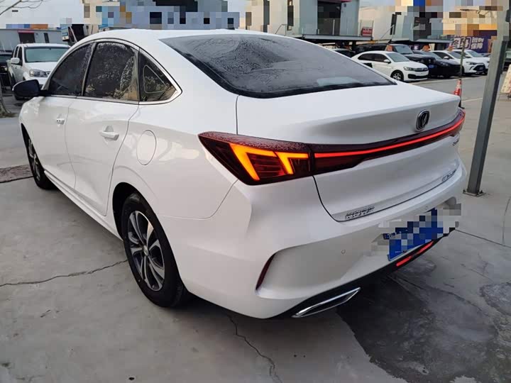 Фото 5 - Changan Eado Plus