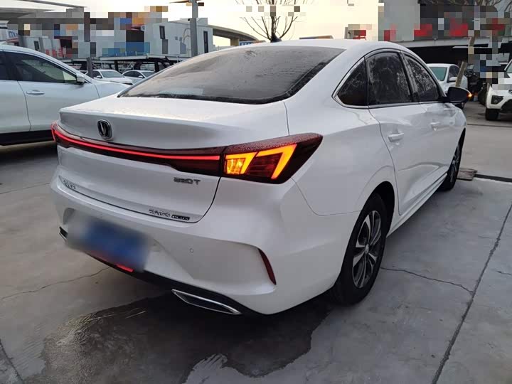 Фото 7 - Changan Eado Plus