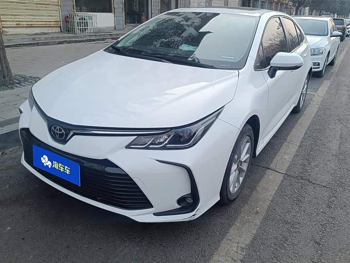 Фото 1 - Toyota Corolla