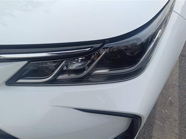 Фото 5 - Toyota Corolla