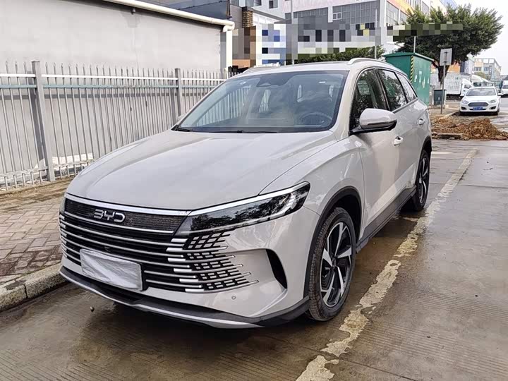 Фото 1 - BYD Sea Lion 05 DM-i Hybrid