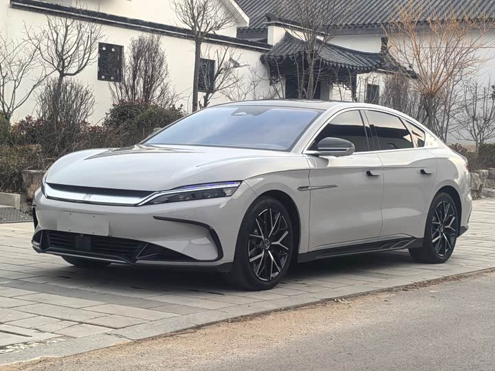 Фото 1 - BYD Han