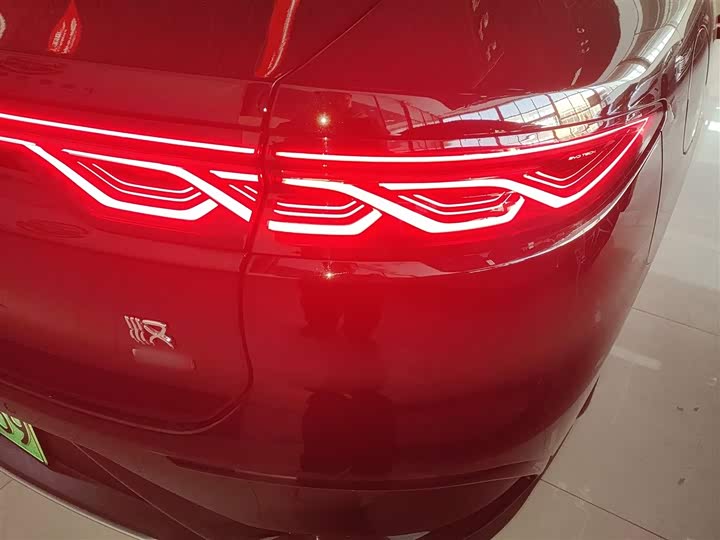 Фото 8 - BYD Han