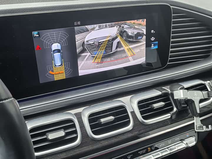 Фото 6 - Mercedes-Benz GLE-Class