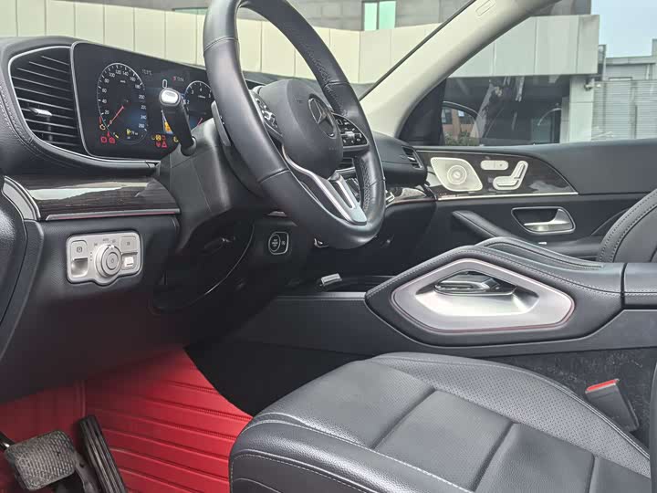 Фото 7 - Mercedes-Benz GLE-Class