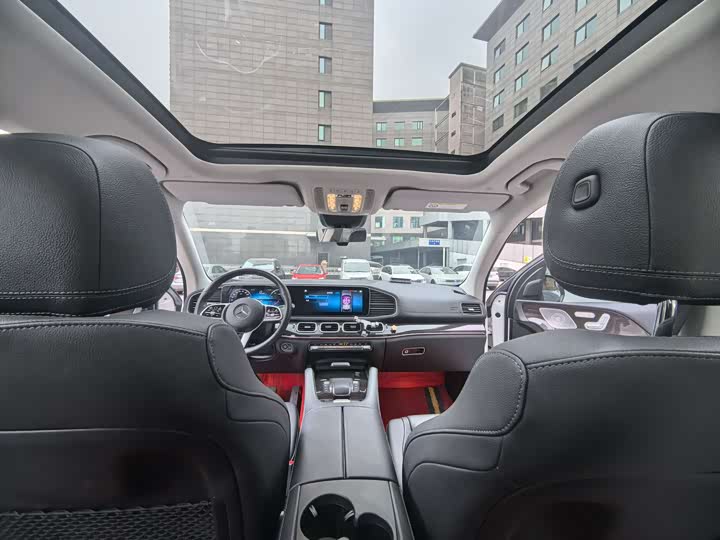 Фото 8 - Mercedes-Benz GLE-Class