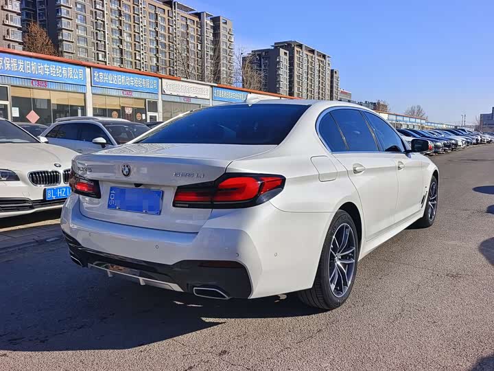 Фото 6 - BMW 5 Series