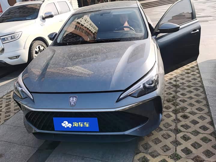 Фото 2 - Roewe i5