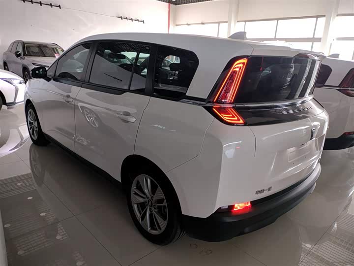 Фото 5 - Bestune NAT