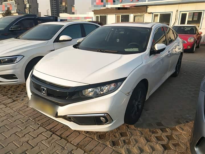 Фото 2 - Honda Civic