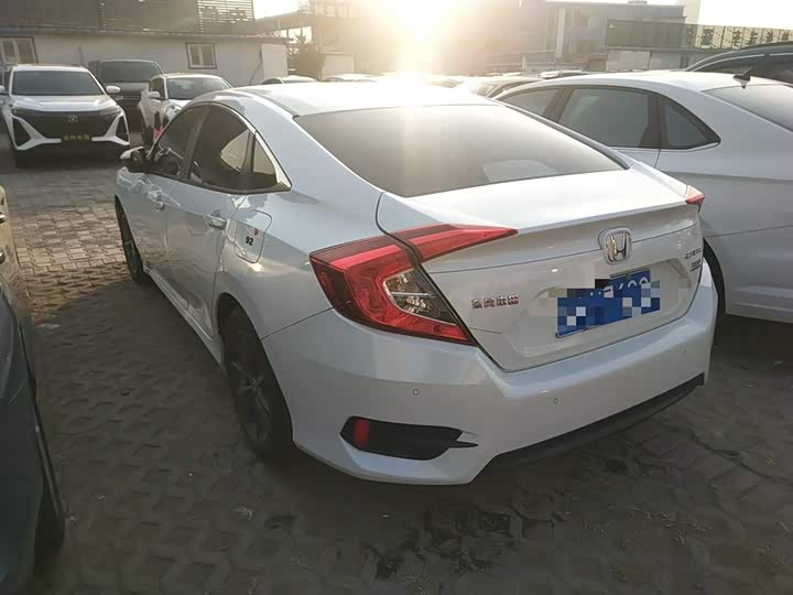 Фото 5 - Honda Civic