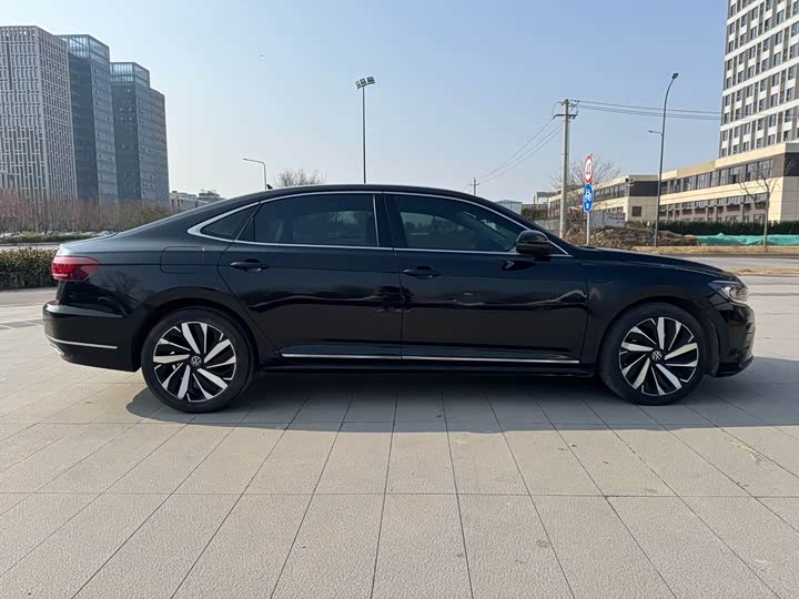Фото 5 - Volkswagen Passat