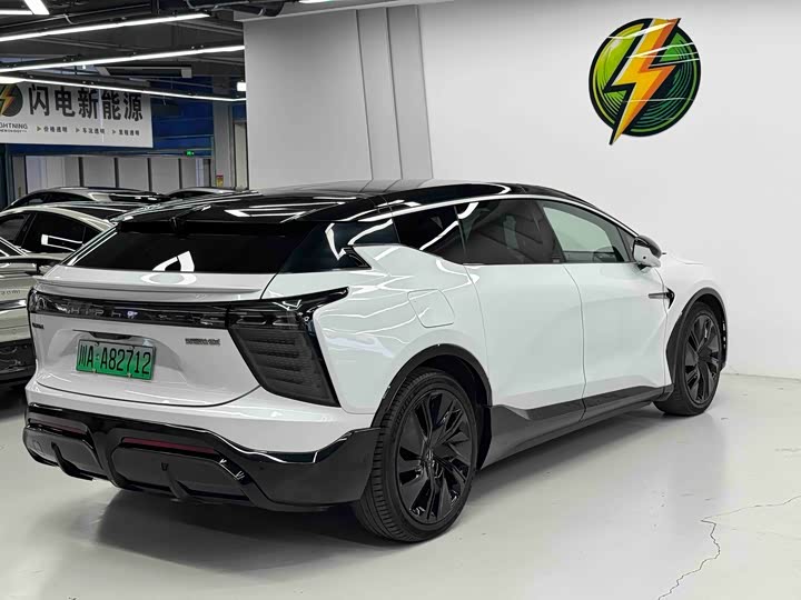 Фото 6 - HiPhi X