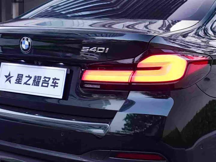 Фото 6 - BMW 5 Series