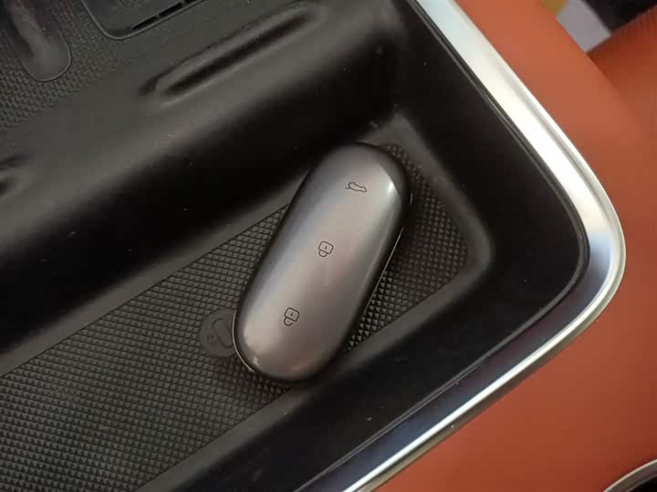 Фото 9 - LiXiang L9